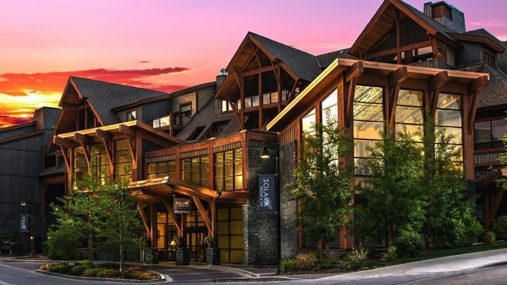 Adventurer'S Escape~ Mountain Luxury Resort Канмор Экстерьер фото